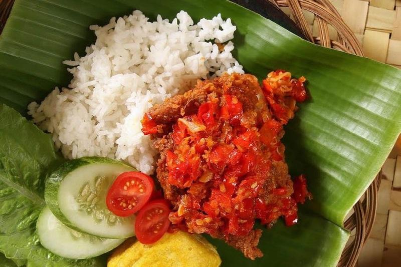 Waspada, Ini Lima Efek Samping Terlalu Sering Makan Pedas