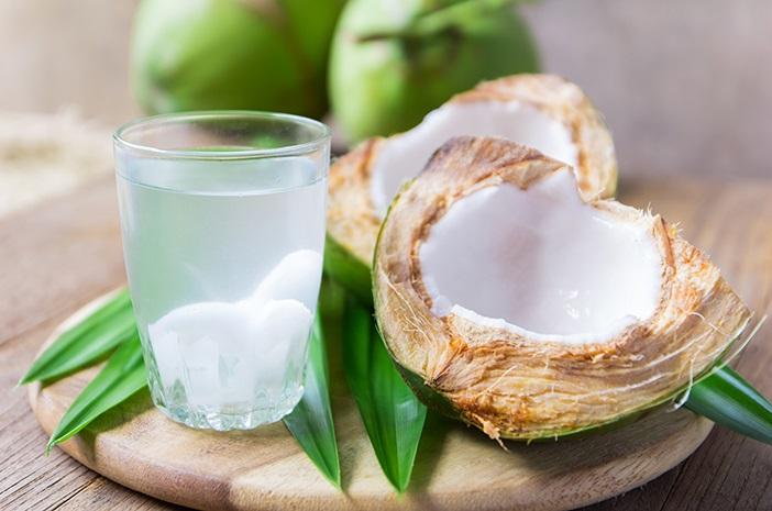 Air Kelapa Bisa Tingkatkan Kadar Gula Darah, Ini Penjelasan Dokter