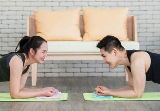 Pengganti Olahraga Bikin Tubuh Berkeringat, Ini Posisi Seks Pagi Hari yang Bisa Dilakukan