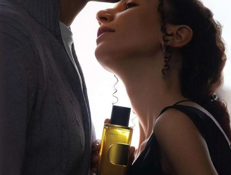 Tingkatkan Gairah Bercinta Wanita, Pria Harus Pahami Aroma Favorit di Kamar Tidur