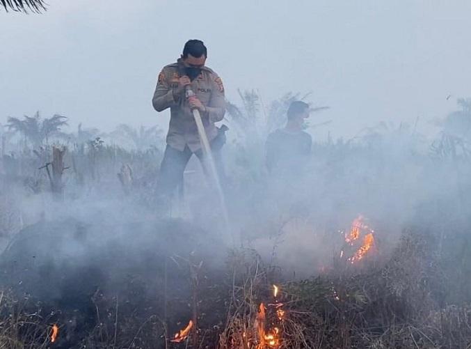 Ancam Kesehatan, Riau Siaga Darurat Kebakaran Hutan dan Lahan 13 Februari Hingga 30 November