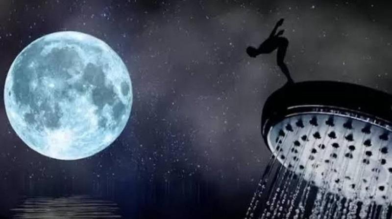 Benarkah Mandi Malam Sebabkan Rematik? Simak Faktanya