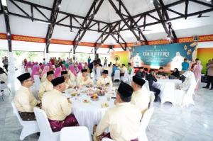 Bupati dan Walikota serta Tamu Luar Daerah Berdatangan