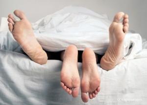 Alamak, Seks Rutin Bisa Perpanjang Usia Wanita, Tapi Tidak untuk Pria