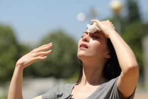 Waspadai Sengatan Panas atau Heatstroke, Gejala, Penyebab, dan Cara Mencegahnya