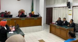 Mantan Direktur RS Madani Pekanbaru Dituntut 2,5 Tahun Penjara