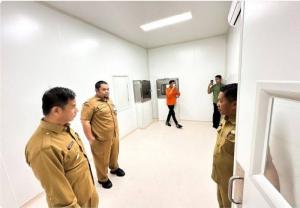 Cek Penanganan Anak Terlantar, Bupati Kampar Datangi RSUD Bangkinang Pastikan Layanan Kesehatan Optimal