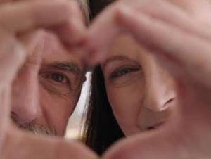 Peneliti Sebut Wanita Umur 50-an Lebih Aktif Berhubungan Seksual, Masa Iya?