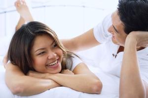 Mau Hubungan Intim dengan Pasangan Bergairah, Coba Sesuatu yang Beda dan Lakukan Cara Ini