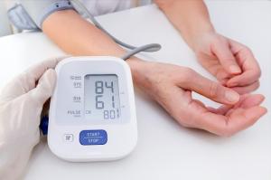 Hipotensi atau Darah Rendah Bisa Berbahaya, Kenali Gejala dan Faktor Risikonya