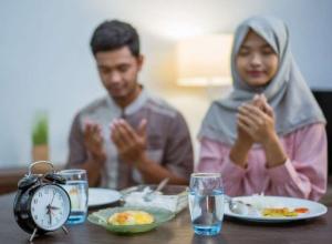 Produktif Selama Ramadhan, Ini Tips Sehat Ahli Gizi RSUD Arifin Achmad