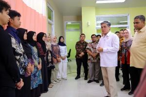 Menaker Kunjungi RS Universitas Andalas, Monev Program Pemagangan Nasional